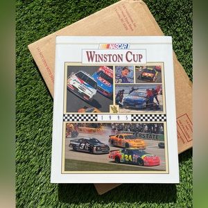 1995 NASCAR Winston Cup Yearbook